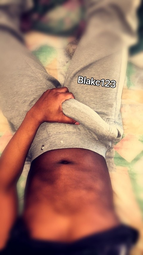 blakc123 onlyfans leaked picture 1