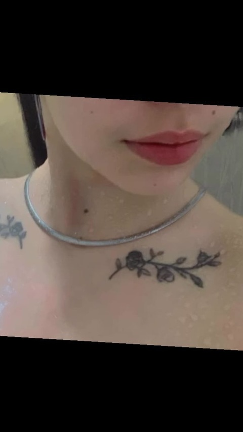 karolaay_oficial onlyfans leaked picture 2