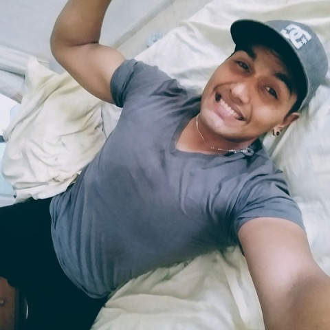 sarahrobert onlyfans leaked picture 1