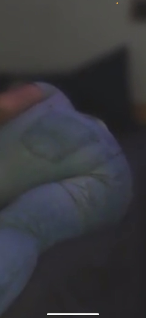 slighlyaboveaverage onlyfans leaked picture 2