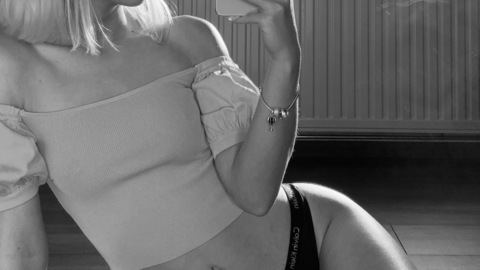 sweetblondedisaster onlyfans leaked picture 1