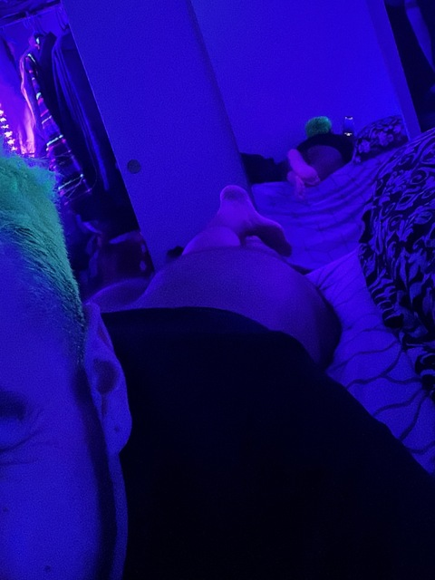 thatbzak onlyfans leaked picture 1