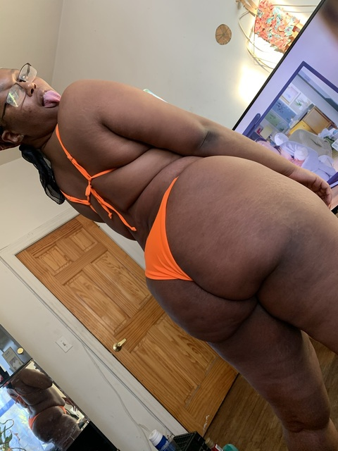 thetoobahtable onlyfans leaked picture 1