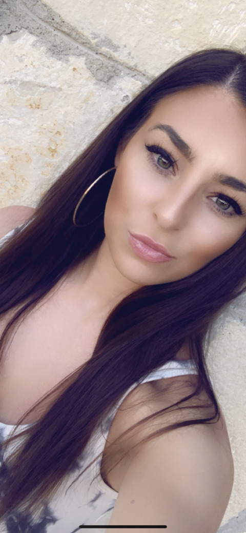 u35886174 onlyfans leaked picture 2