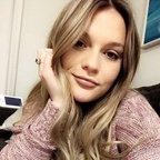 zoe123445 onlyfans leaked picture 1